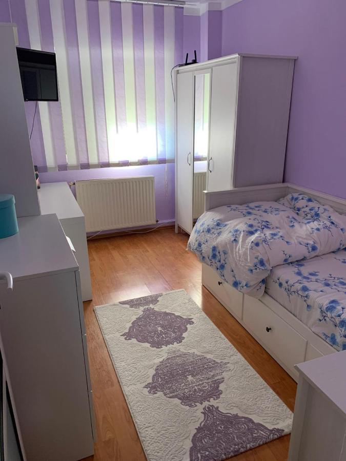 Apartament オネシュティ エクステリア 写真