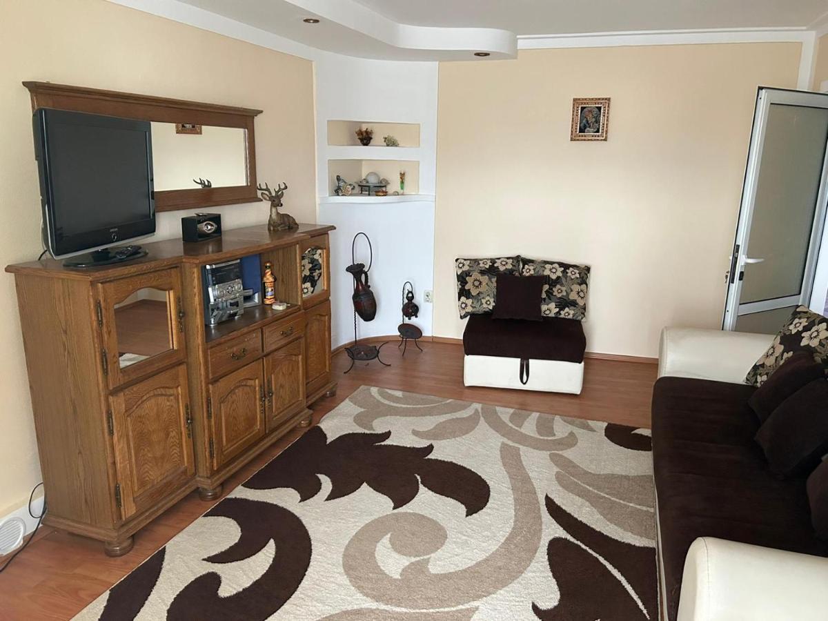 Apartament オネシュティ エクステリア 写真